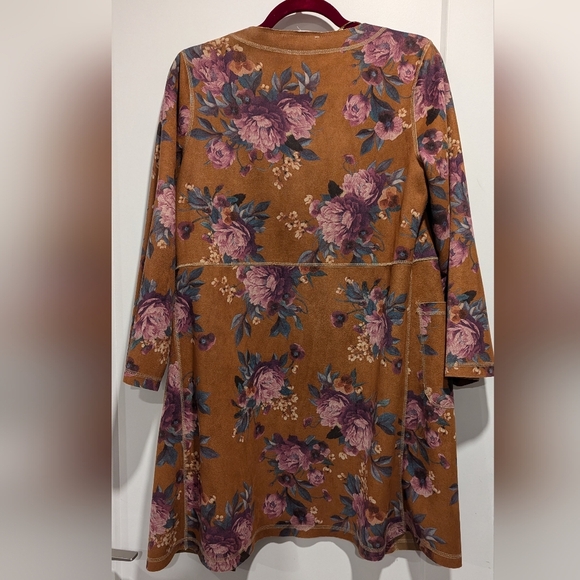 Solitaire Floral Velvet-feel Cardigan - Picture 7 of 11